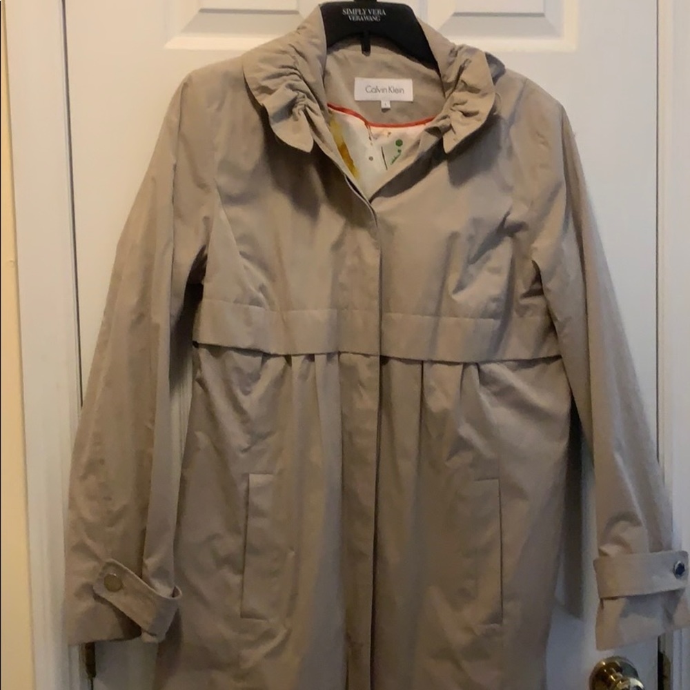 Calvin Klein raincoat size L